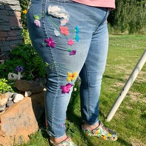 Hand embroidered plus size jeans